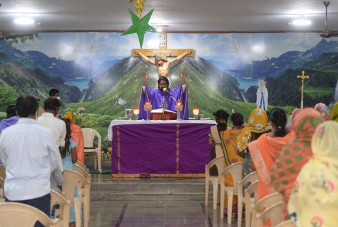 A Catholic priest celebrates Mass during an Ash Wednesday service at the Saint Anthony Church in Hyderabad in southern India on March 2, 2022